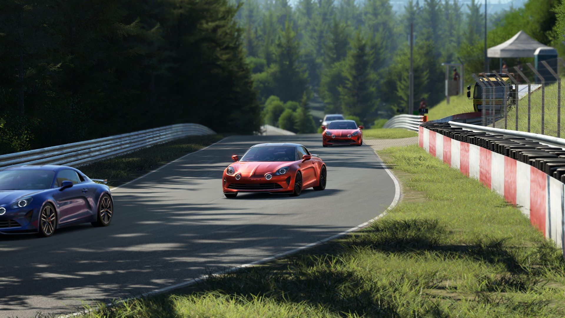Coches rodando en fila en la Nordschleife